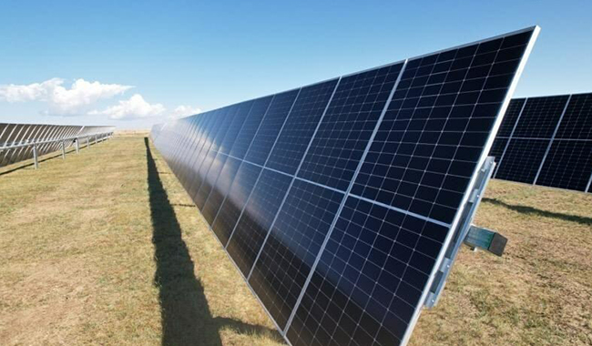 De PERC a TOPCon: Liderando la evolución de la tecnología solar